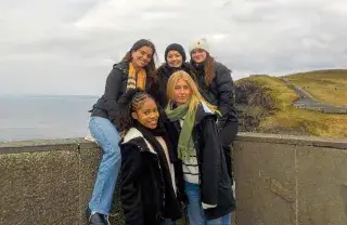 web-featured-students-cliffs-moher